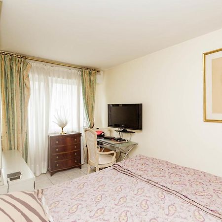 Spacious T3 With View In The Heart Of The City! ชารองตอน-เลอ-ปองต์ ภายนอก รูปภาพ